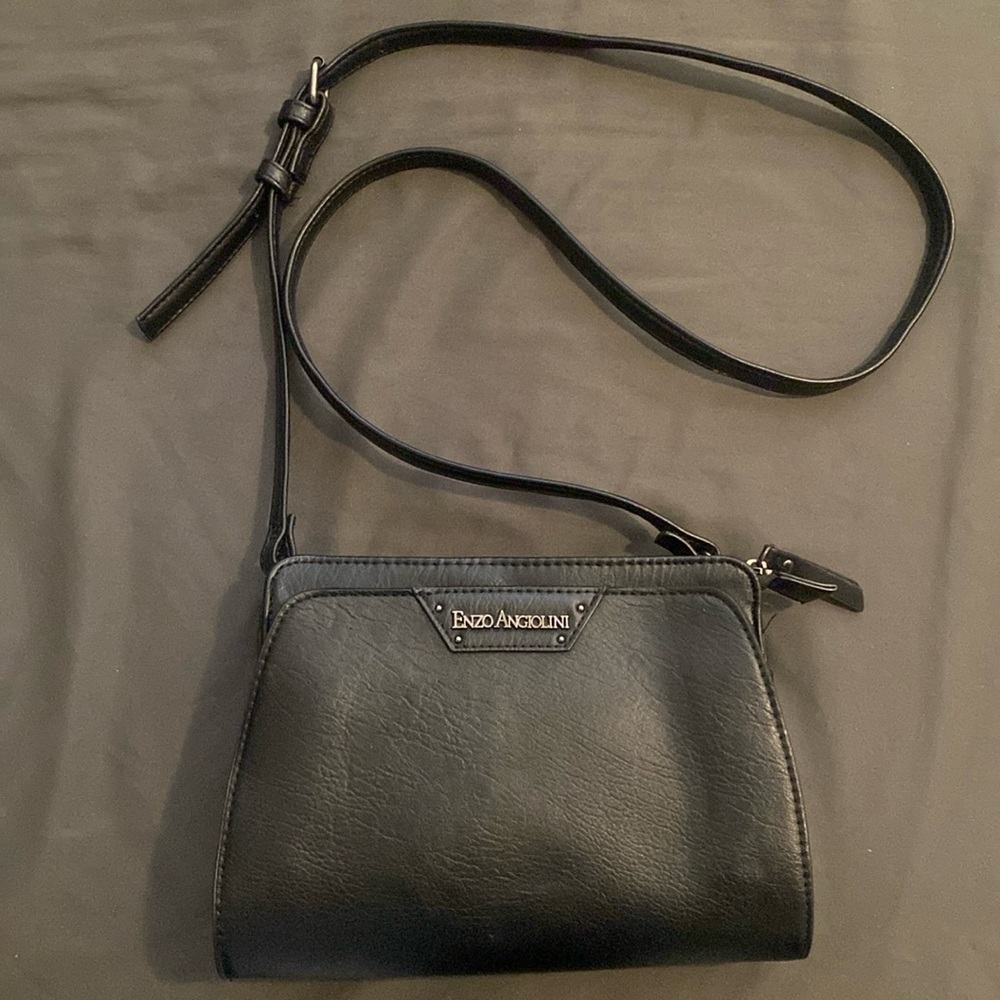 EnzoAngiolini Crossbody